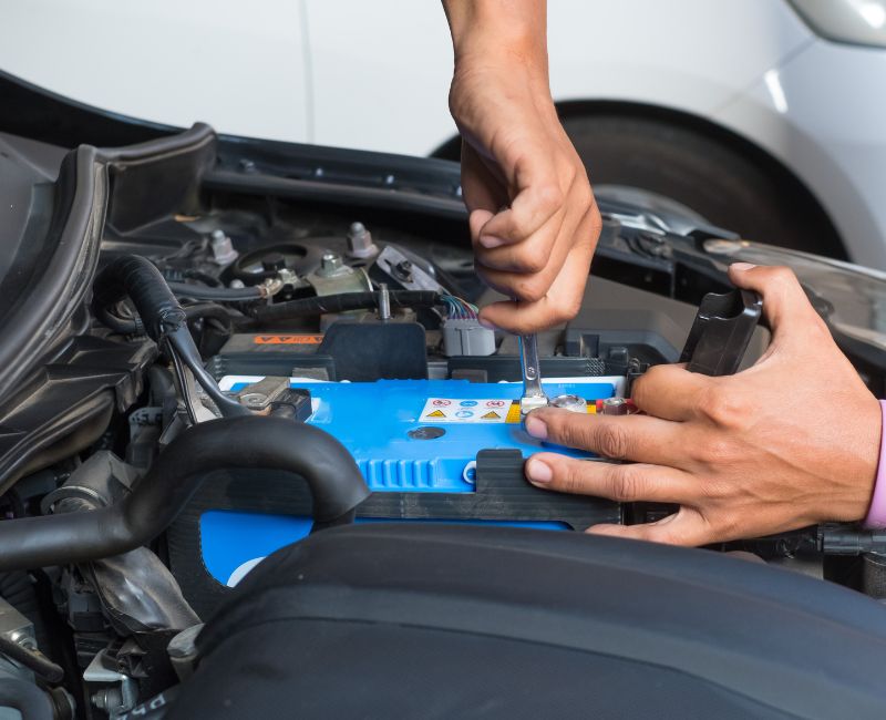 你能用船用电池在车里吗